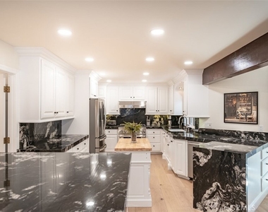27598 Meadow Bay Drive - Photo Thumbnail 12