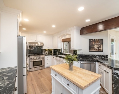 27598 Meadow Bay Drive - Photo Thumbnail 11