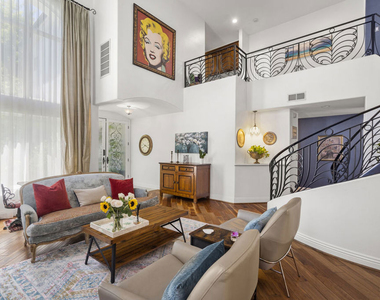 4544 Tobias Avenue - Photo Thumbnail 22