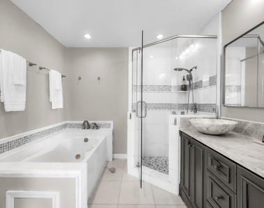 3250 Lakeview Boulevard - Photo Thumbnail 13