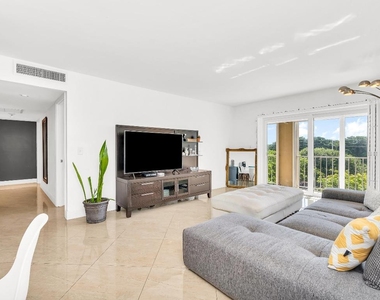 1111 S Ocean Boulevard - Photo Thumbnail 10