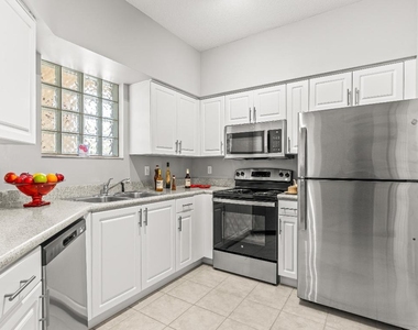 1951 Brandywine Road - Photo Thumbnail 2