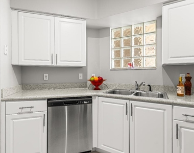1951 Brandywine Road - Photo Thumbnail 3