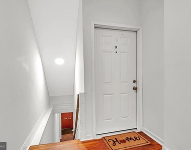 442 W Hanover Street - Photo Thumbnail 5