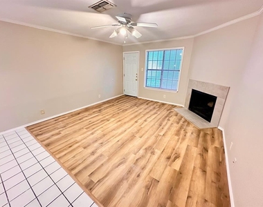2215 Post Rd - Photo Thumbnail 16