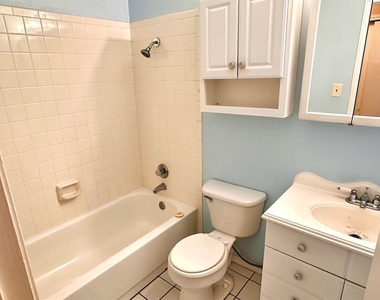 2215 Post Rd - Photo Thumbnail 15
