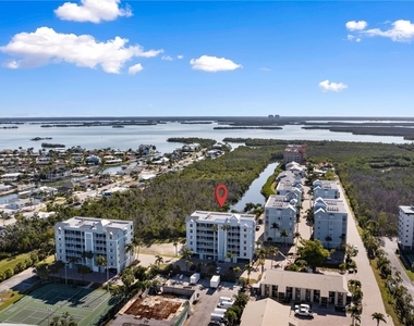 22748 Island Pines Way - Photo Thumbnail 35
