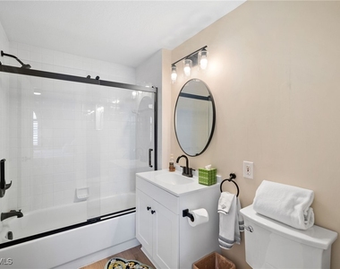 22748 Island Pines Way - Photo Thumbnail 27