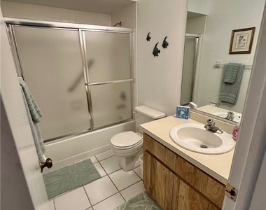 9391 Lennex Lane - Photo Thumbnail 7