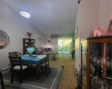 6655 Huntington Lakes Circle - Photo Thumbnail 16