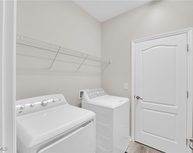 19565 Deming Lane - Photo Thumbnail 21