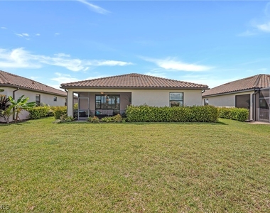 19565 Deming Lane - Photo Thumbnail 3