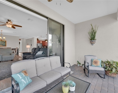 19565 Deming Lane - Photo Thumbnail 4