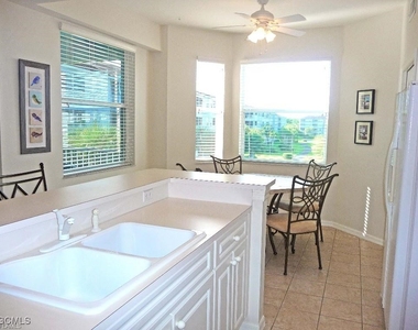 16645 Lake Circle Drive - Photo Thumbnail 11