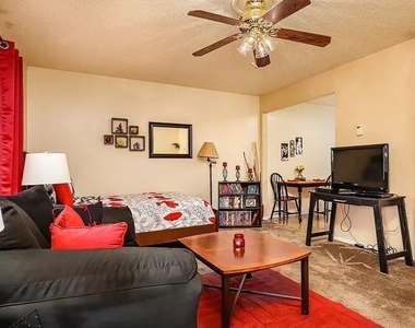 6570 W Avenue L12 - Photo Thumbnail 2