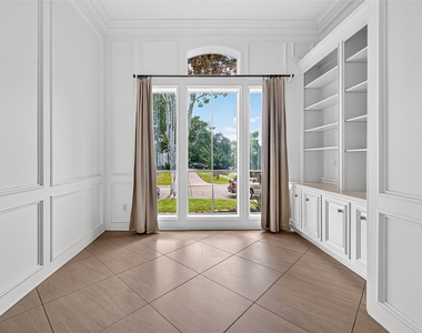 1803 Cottage Landing Lane - Photo Thumbnail 6
