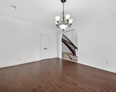 1803 Cottage Landing Lane - Photo Thumbnail 5
