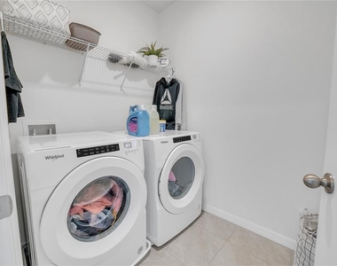 8237 Juning Cove - Photo Thumbnail 56