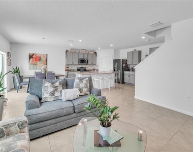 8237 Juning Cove - Photo Thumbnail 19