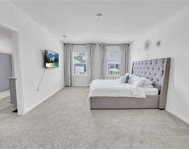 8237 Juning Cove - Photo Thumbnail 40