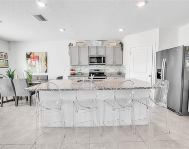 8237 Juning Cove - Photo Thumbnail 21