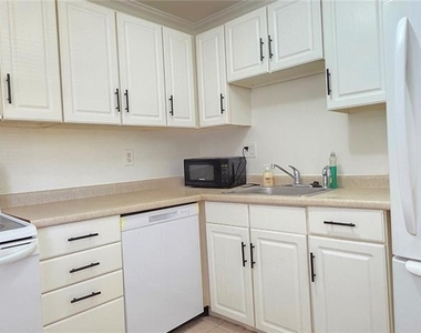 1504 Virginia Avenue - Photo Thumbnail 14