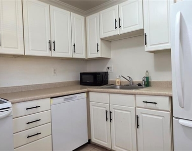 1504 Virginia Avenue - Photo Thumbnail 15
