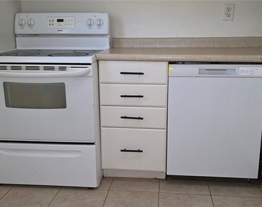 1504 Virginia Avenue - Photo Thumbnail 9