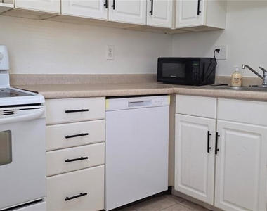 1504 Virginia Avenue - Photo Thumbnail 7