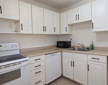 1504 Virginia Avenue - Photo Thumbnail 6