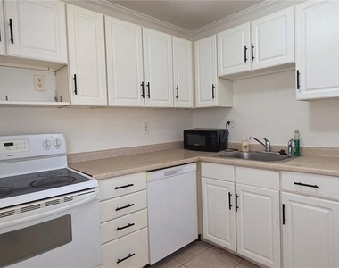 1504 Virginia Avenue - Photo Thumbnail 5