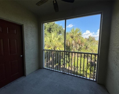 5721 Bentgrass Drive - Photo Thumbnail 7