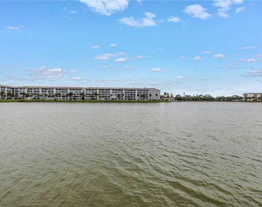 3500 Lake Bayshore Drive - Photo Thumbnail 37