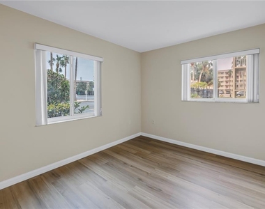 3500 Lake Bayshore Drive - Photo Thumbnail 28