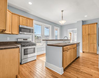 2679 Fairfield Avenue - Photo Thumbnail 2