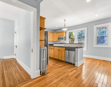 2679 Fairfield Avenue - Photo Thumbnail 3