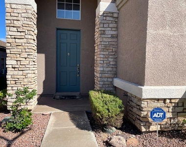 170 Arches Court - Photo Thumbnail 1