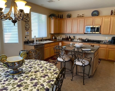170 Arches Court - Photo Thumbnail 13