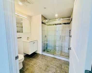 45 West 81st Street - Photo Thumbnail 3