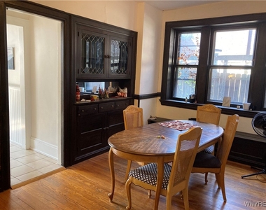 44 N Pearl Street - Photo Thumbnail 4