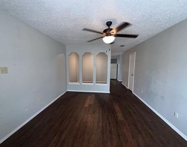219 Fry Street - Photo Thumbnail 5