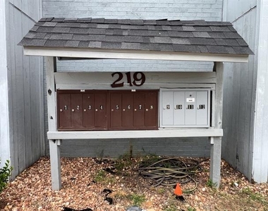 219 Fry Street - Photo Thumbnail 2