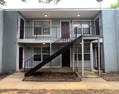 219 Fry Street - Photo Thumbnail 1