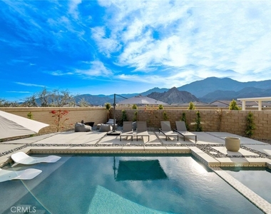 80467 Old Ranch Trail S - Photo Thumbnail 32