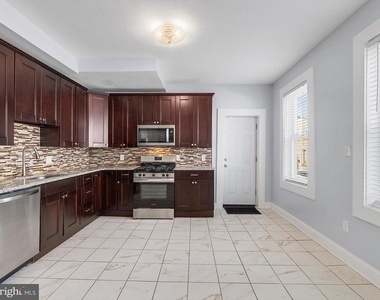 1713 E Lafayette Avenue - Photo Thumbnail 9