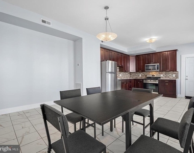 1713 E Lafayette Avenue - Photo Thumbnail 11