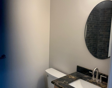 627 N River - Photo Thumbnail 5