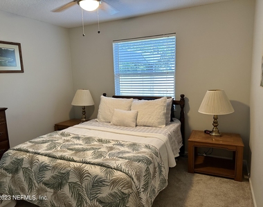 1624 Roberts Drive - Photo Thumbnail 12