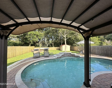 1624 Roberts Drive - Photo Thumbnail 19