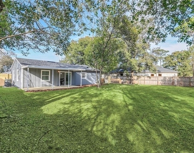 10420 Groton Street - Photo Thumbnail 9